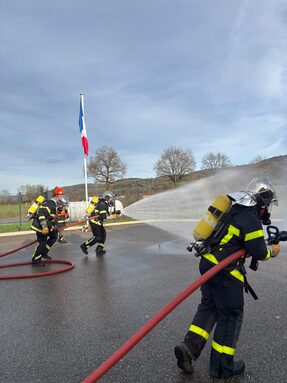 WhatsApp Image 2025-12-09 à 06.46.16_249203d1.jpg